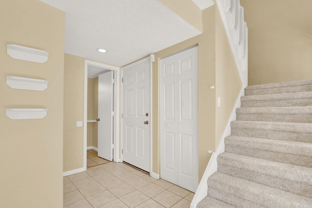 703 Stonewood Court, Unit 16b, Jupiter, FL 33458 Photo