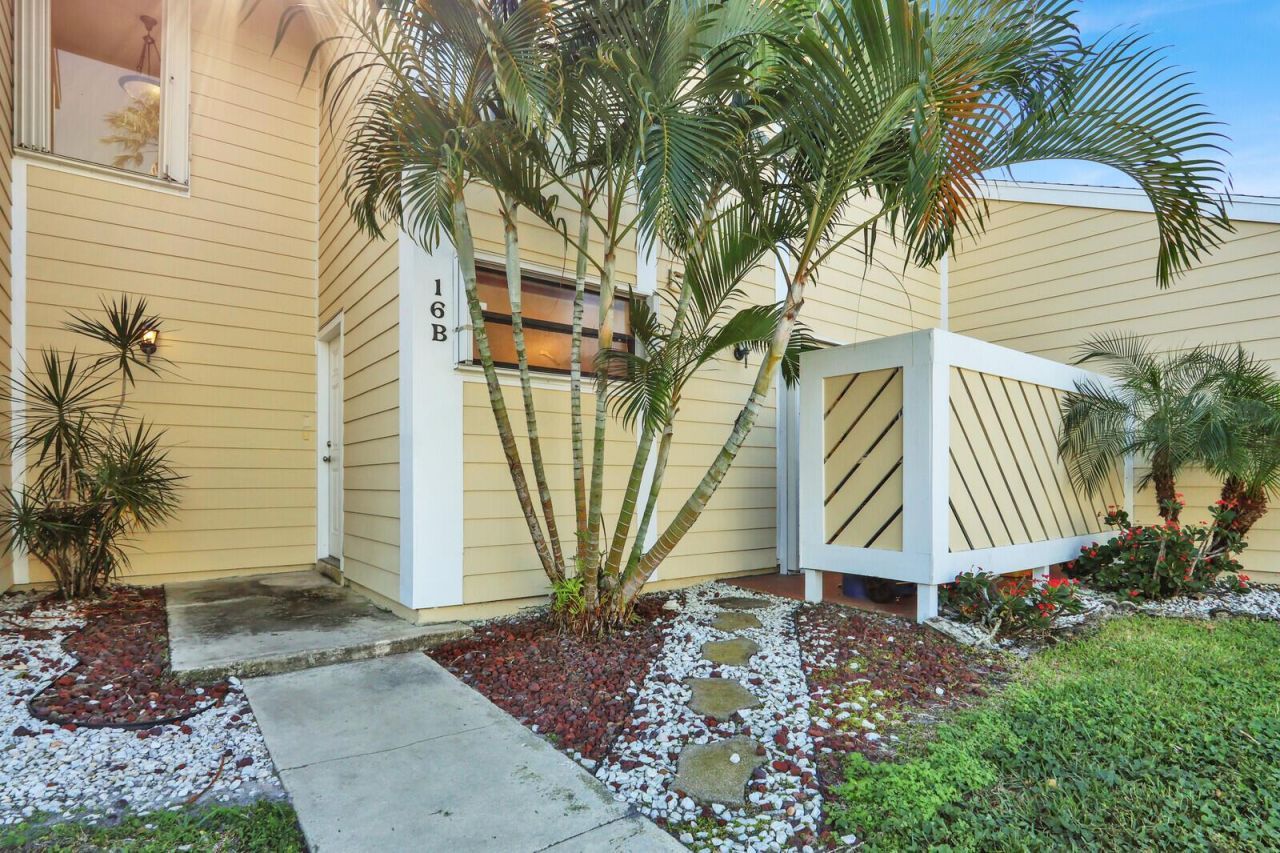 703 Stonewood Court, Unit 16b, Jupiter, FL 33458 Photo