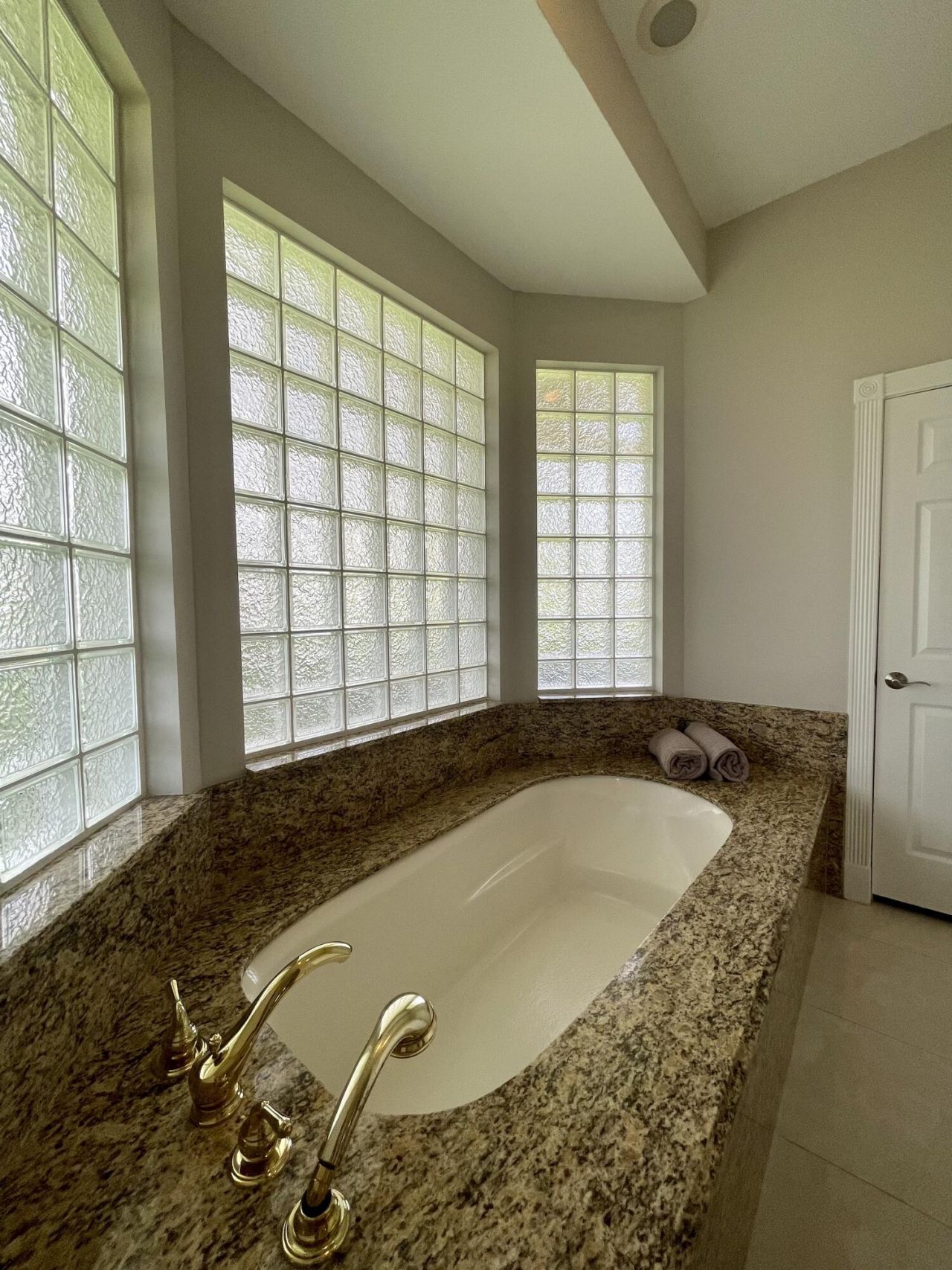 15590 Hawker Lane, Wellington, FL 33414 Photo