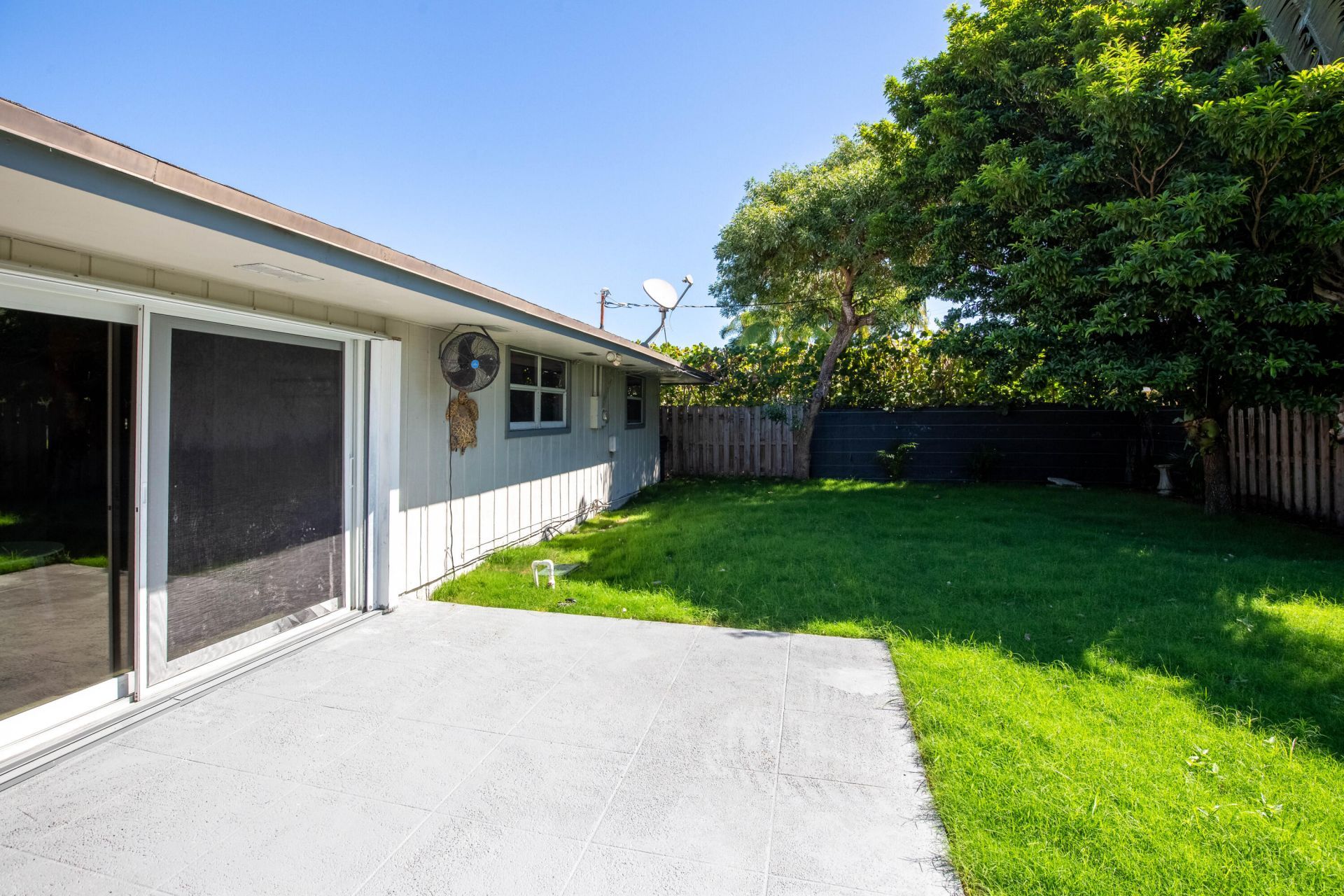 187 Auburn Drive, Lake Worth Beach, FL 33460 Photo