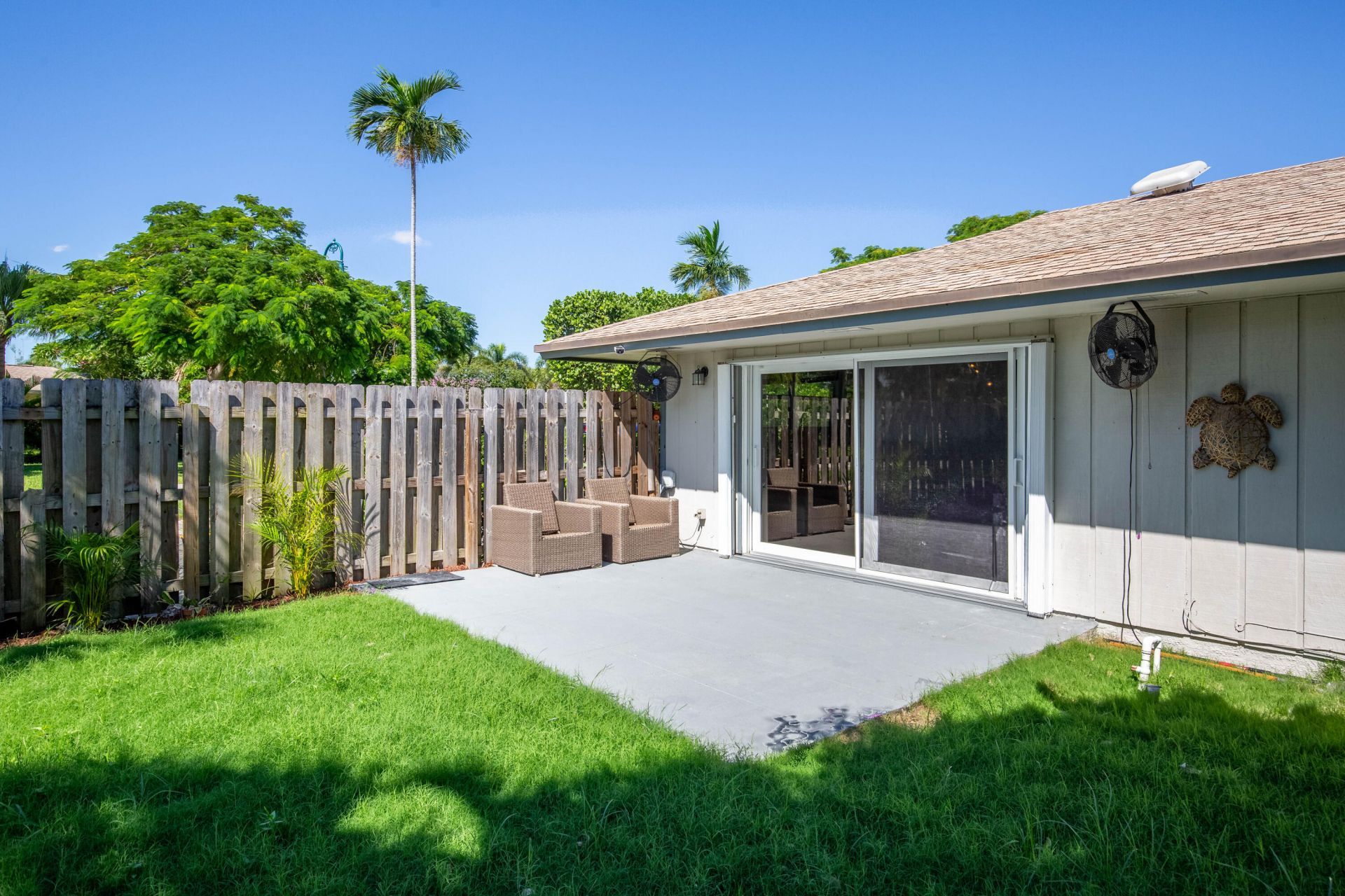 187 Auburn Drive, Lake Worth Beach, FL 33460 Photo
