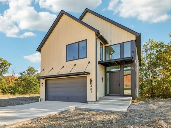 481 Cahoon Road, Bay Village, OH 44140