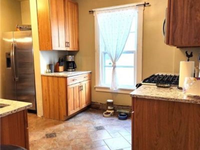 425 West Avenue, Elyria, OH 44035 Photo 12