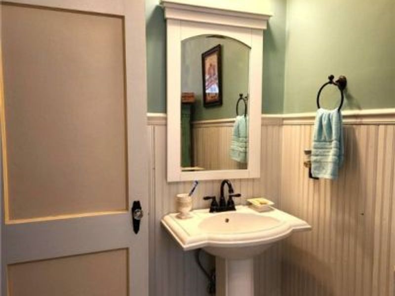 425 West Avenue, Elyria, OH 44035 Photo 21