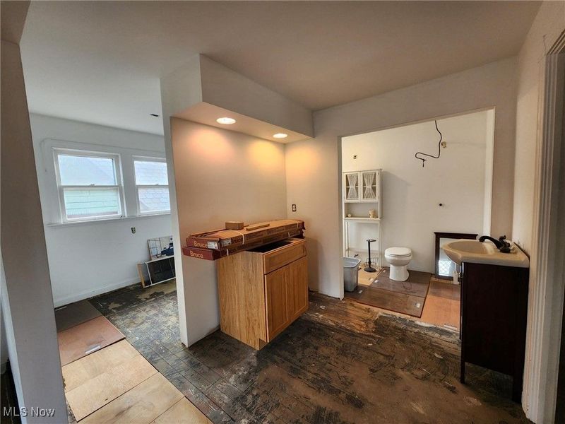 425 West Avenue, Elyria, OH 44035 Photo 35