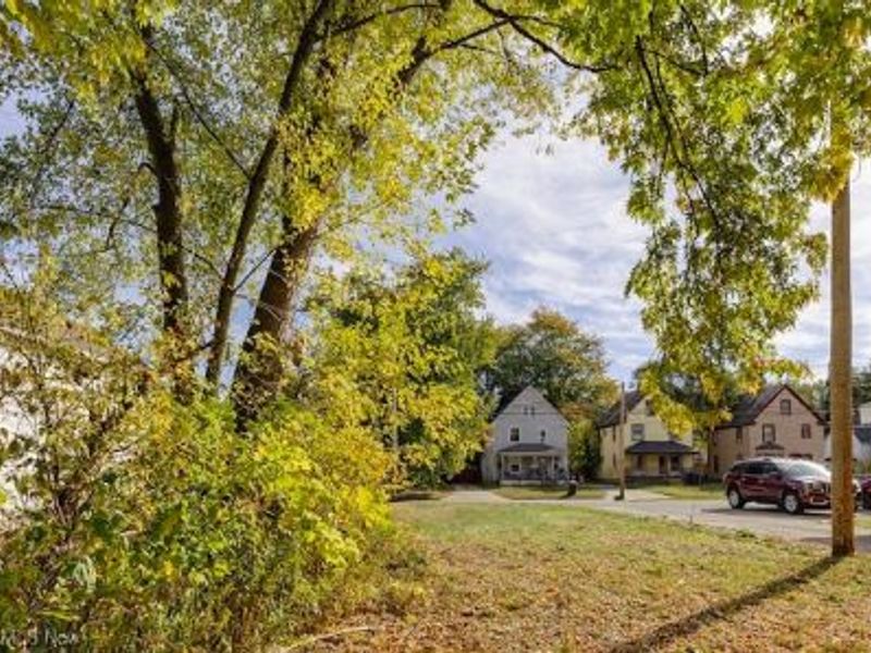 336 Furnace Street, Elyria, OH 44035 Photo 9