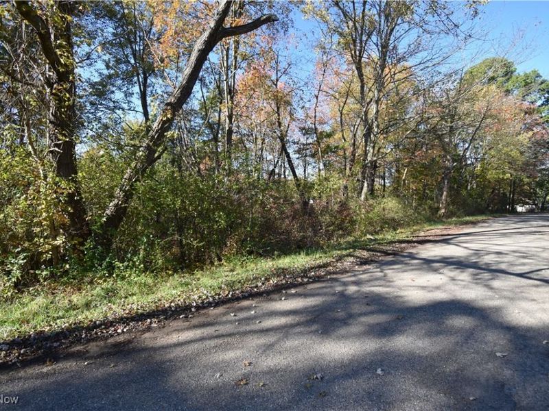 5987 Youngstown Hubbard Road, Hubbard, OH 44425 Photo 14