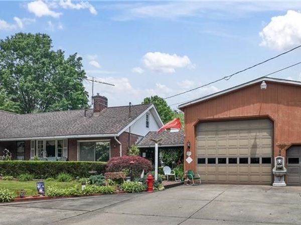 2102 Darlington Road, Beaver Falls, PA 15010