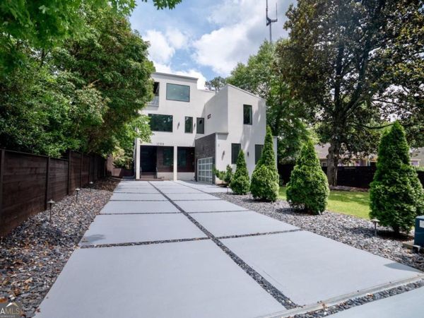 1099 VISTA Trail NE, Atlanta, GA 30324