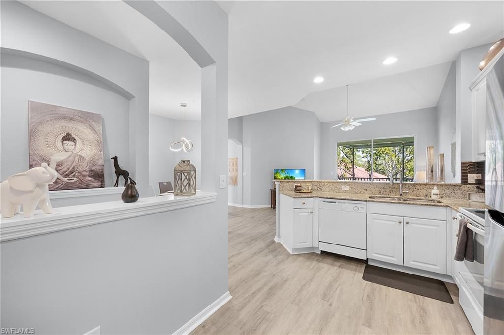 4247 Liron Ave , Unit 201, Fort Myers, FL 33916 Photo