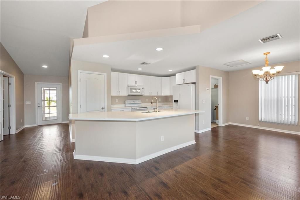 424 NW 14th St, Cape Coral, FL 33993 Photo