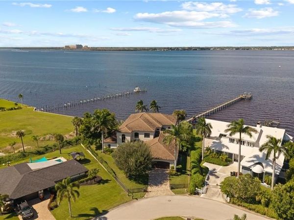 14994 Bonaire CIR, FORT MYERS, FL 33908