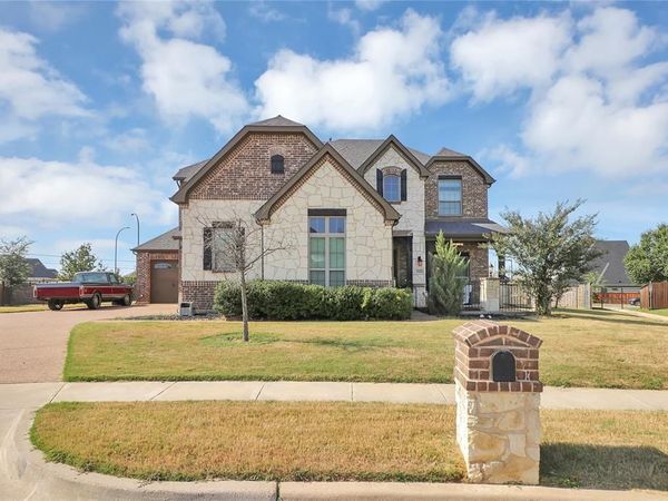 2523 Melissa Dianne Drive, Arlington, TX 76001