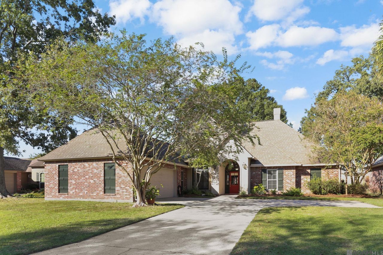 37124 Longwood Ave, Prairieville, LA 70769 Main Photo
