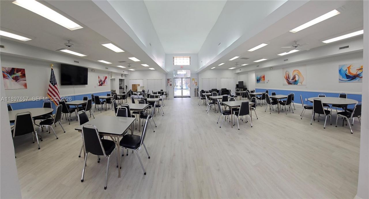 7486 Granville Dr, Unit 410, Tamarac, FL 33321 Photo