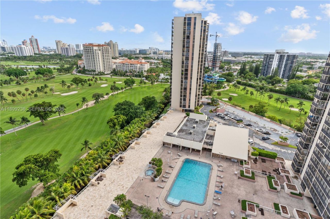 20379 W Country Club Dr, Unit 2039, Aventura, FL 33180 Photo