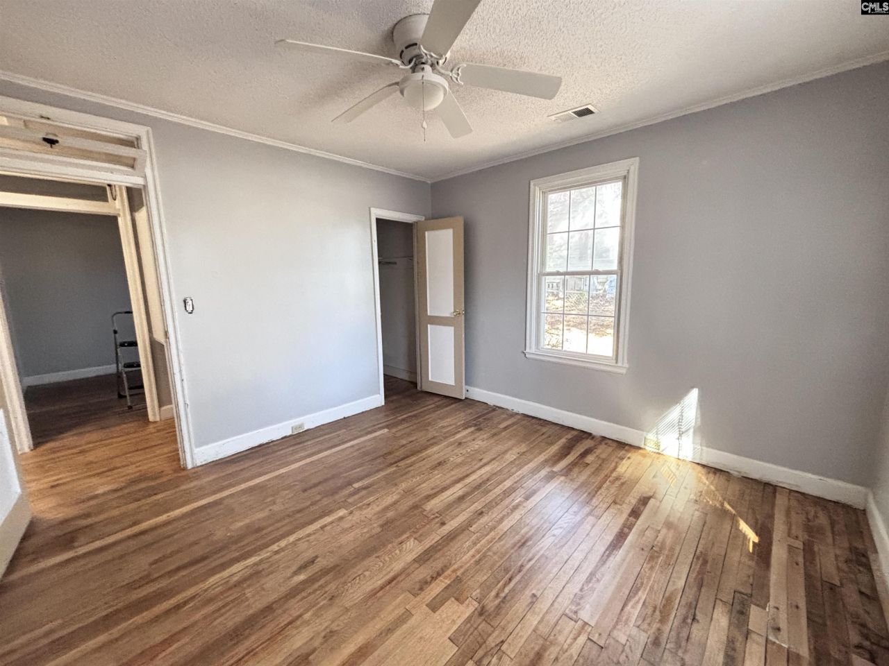 5225 Two Notch Road Photo 9