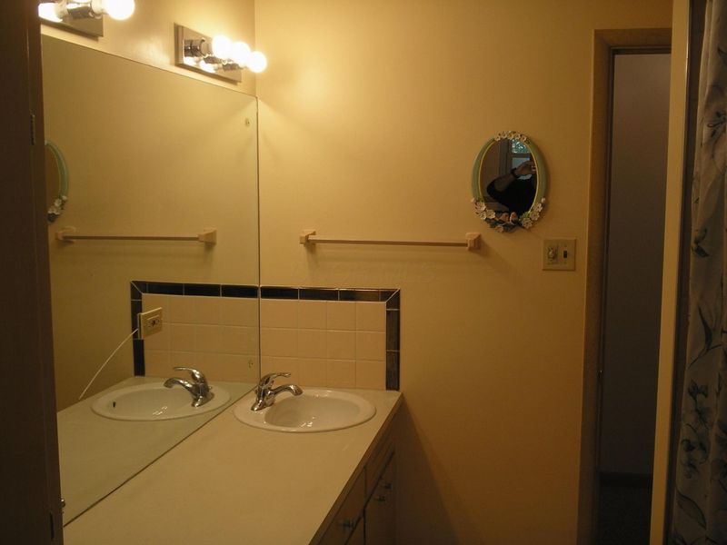 4299 Colerain Avenue, Columbus, OH 43214 Photo 16