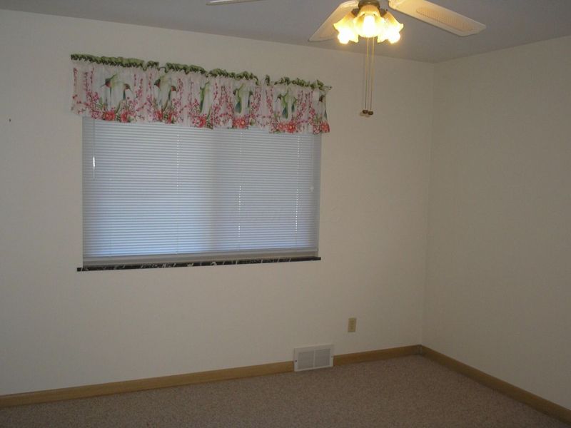 4299 Colerain Avenue, Columbus, OH 43214 Photo 20