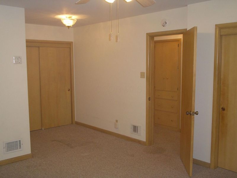 4299 Colerain Avenue, Columbus, OH 43214 Photo 23