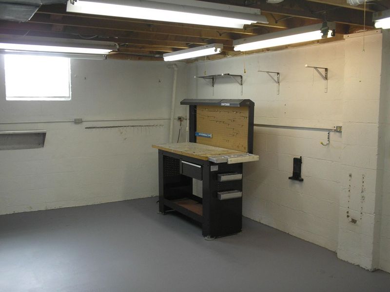 4299 Colerain Avenue, Columbus, OH 43214 Photo 28