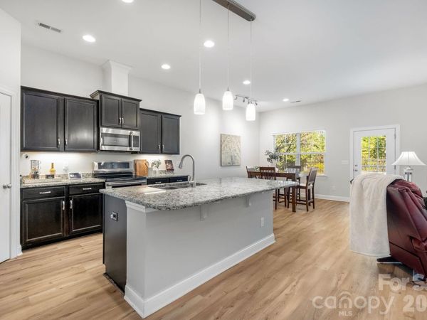 16408 Mckee Ridge Drive, Charlotte, NC 28278