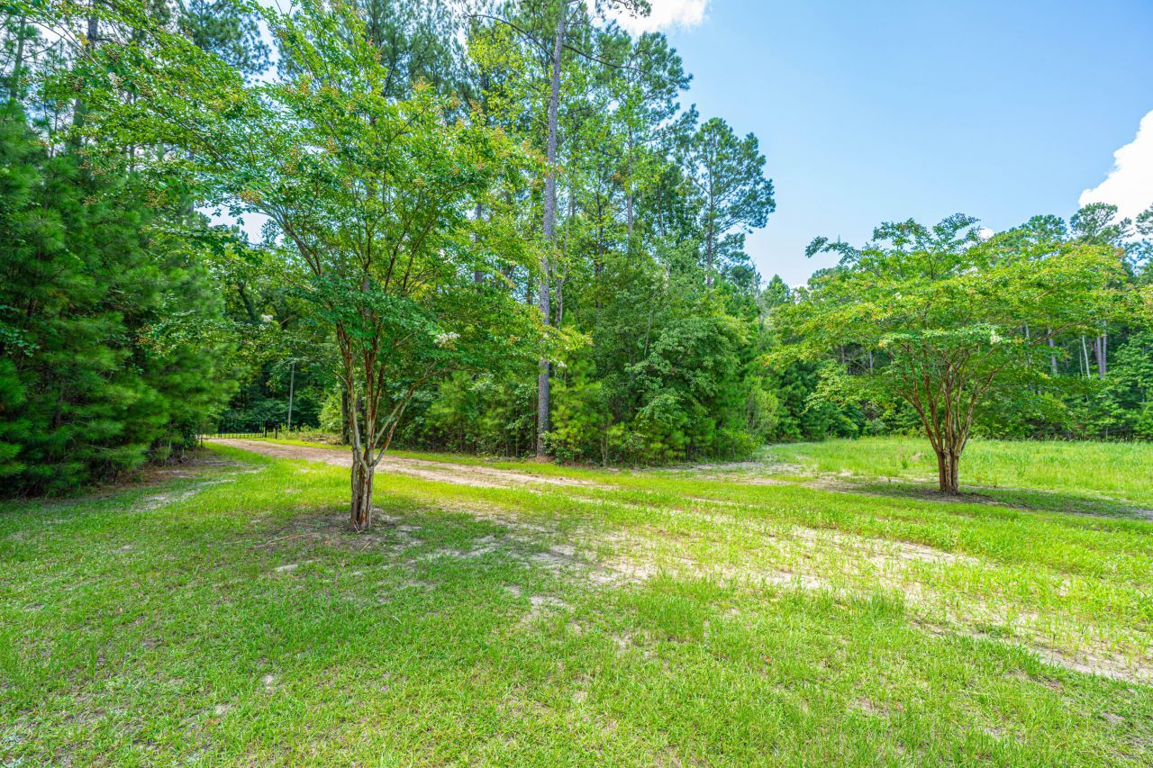 001 Southern Acres Lane Photo 16