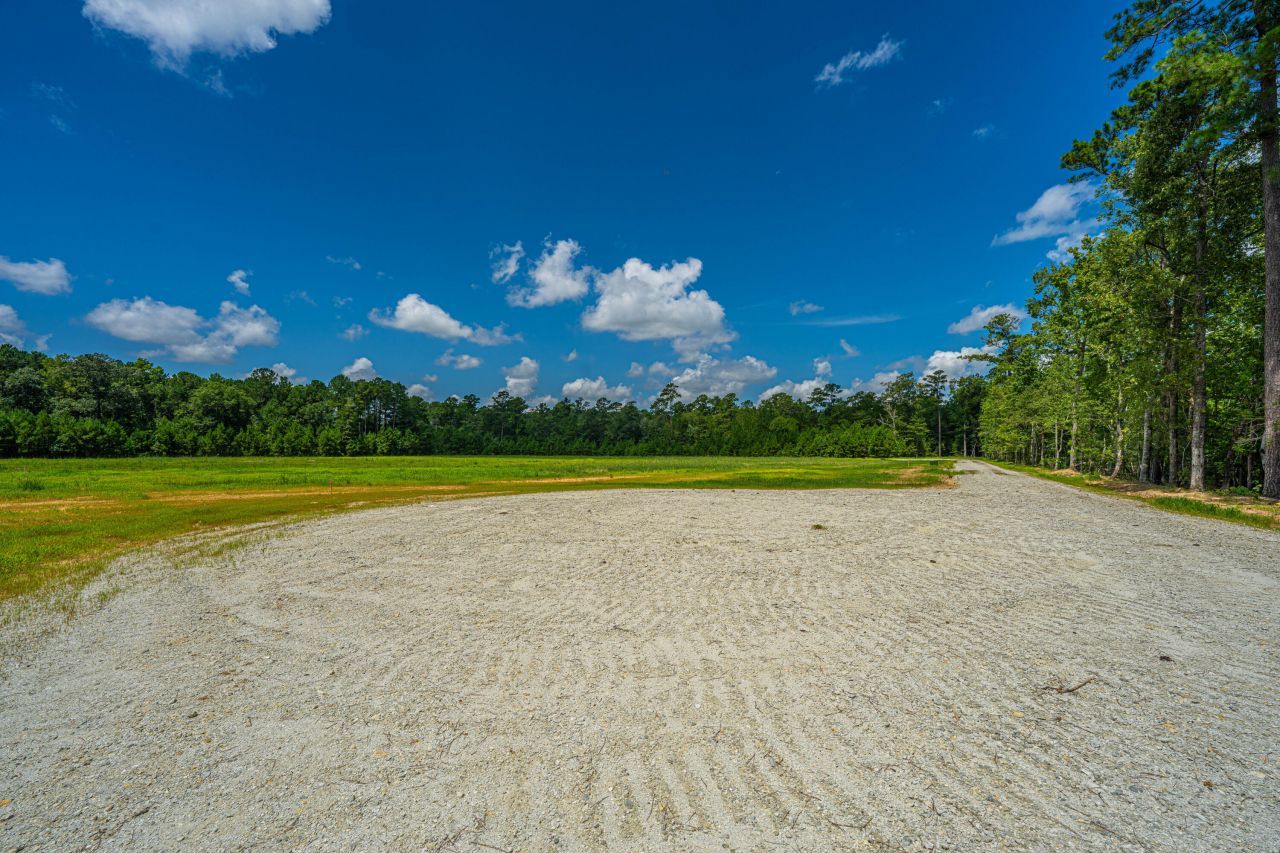 001 Southern Acres Lane Photo 9