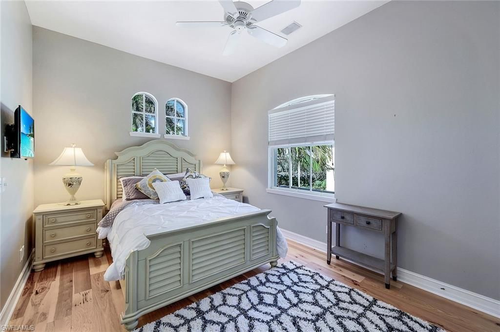 2630 Bolero Dr, Unit 2-3, Naples, FL 34109 Photo