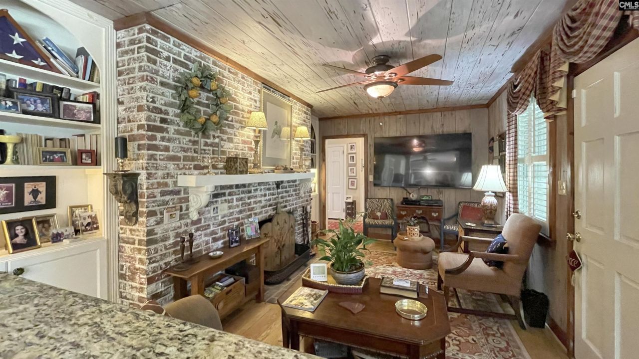 4701 Kilbourne Road  Photo 17