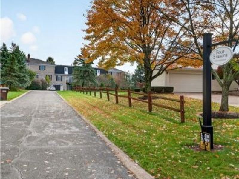 824 S Chillicothe Road, Unit 11, Aurora, OH 44202 Photo 13