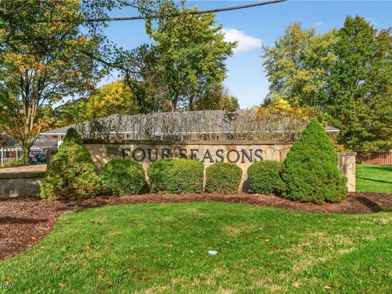 824 S Chillicothe Road, Unit 11, Aurora, OH 44202 Photo 14