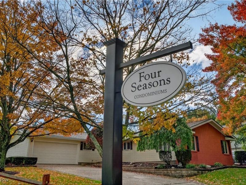 824 S Chillicothe Road, Unit 11, Aurora, OH 44202 Photo 2