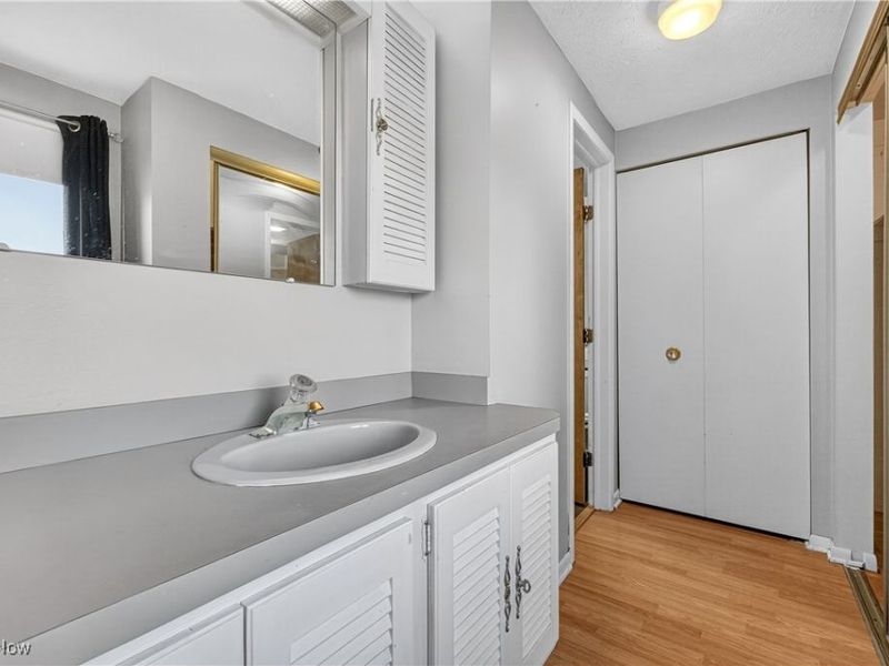 824 S Chillicothe Road, Unit 11, Aurora, OH 44202 Photo 32