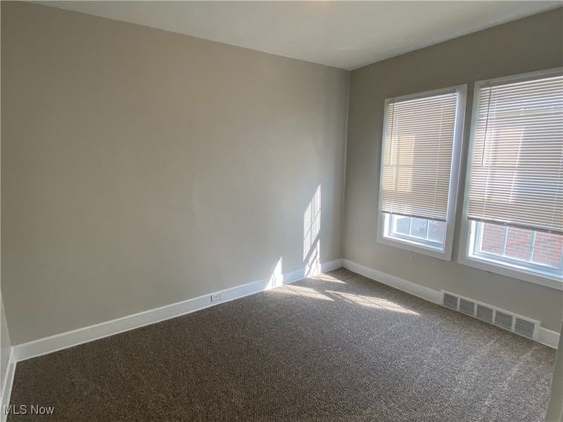 5240 State Road, Parma, OH 44134 Photo 10