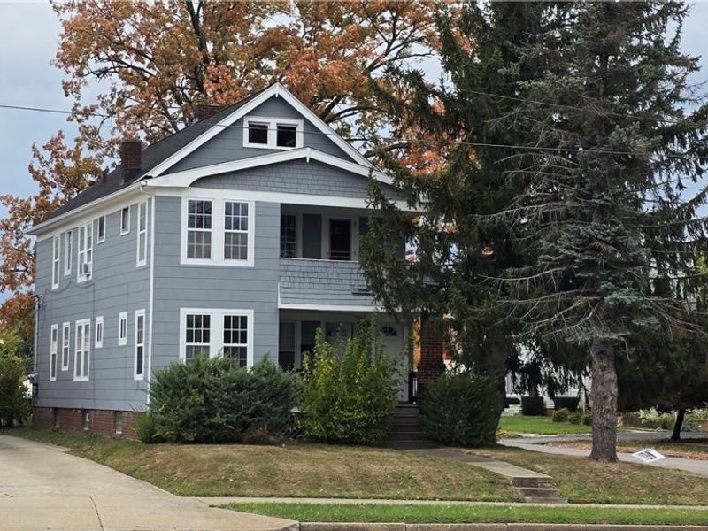 5240 State Road, Parma, OH 44134 Photo 2