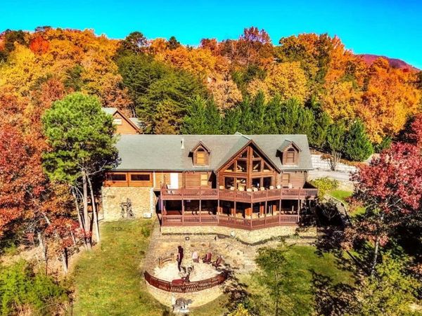 2748/2738 Cats Paw Lane, Sevierville, TN 37862