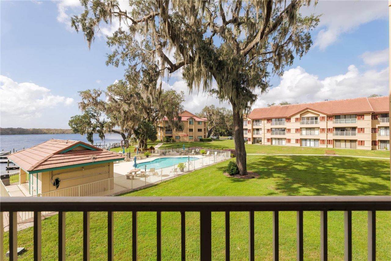 99 Broad River Place, Unit 3205, Welaka, FL 32193 Photo