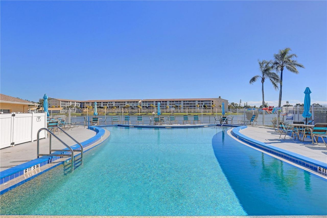 3650 Lake Bayshore Drive, Unit K-316, Bradenton, FL 34205 Photo