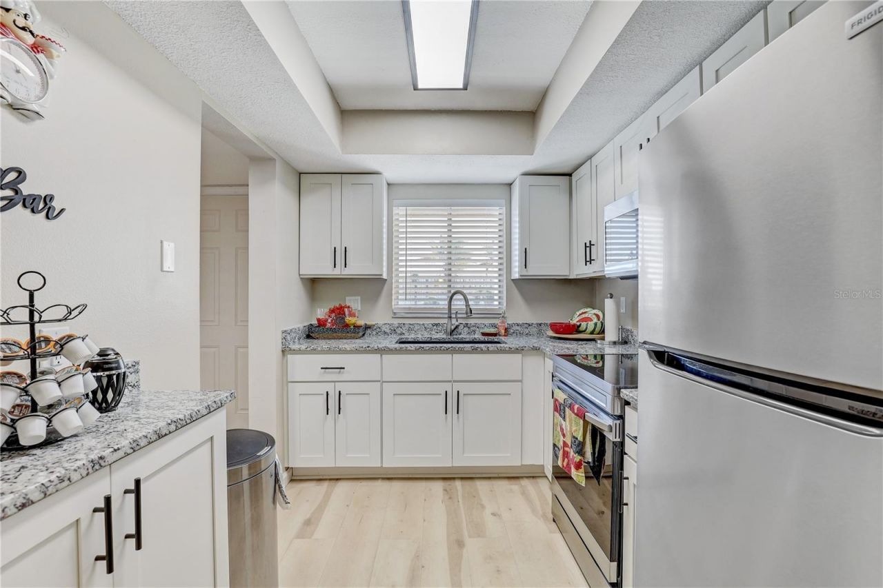 3650 Lake Bayshore Drive, Unit K-316, Bradenton, FL 34205 Photo