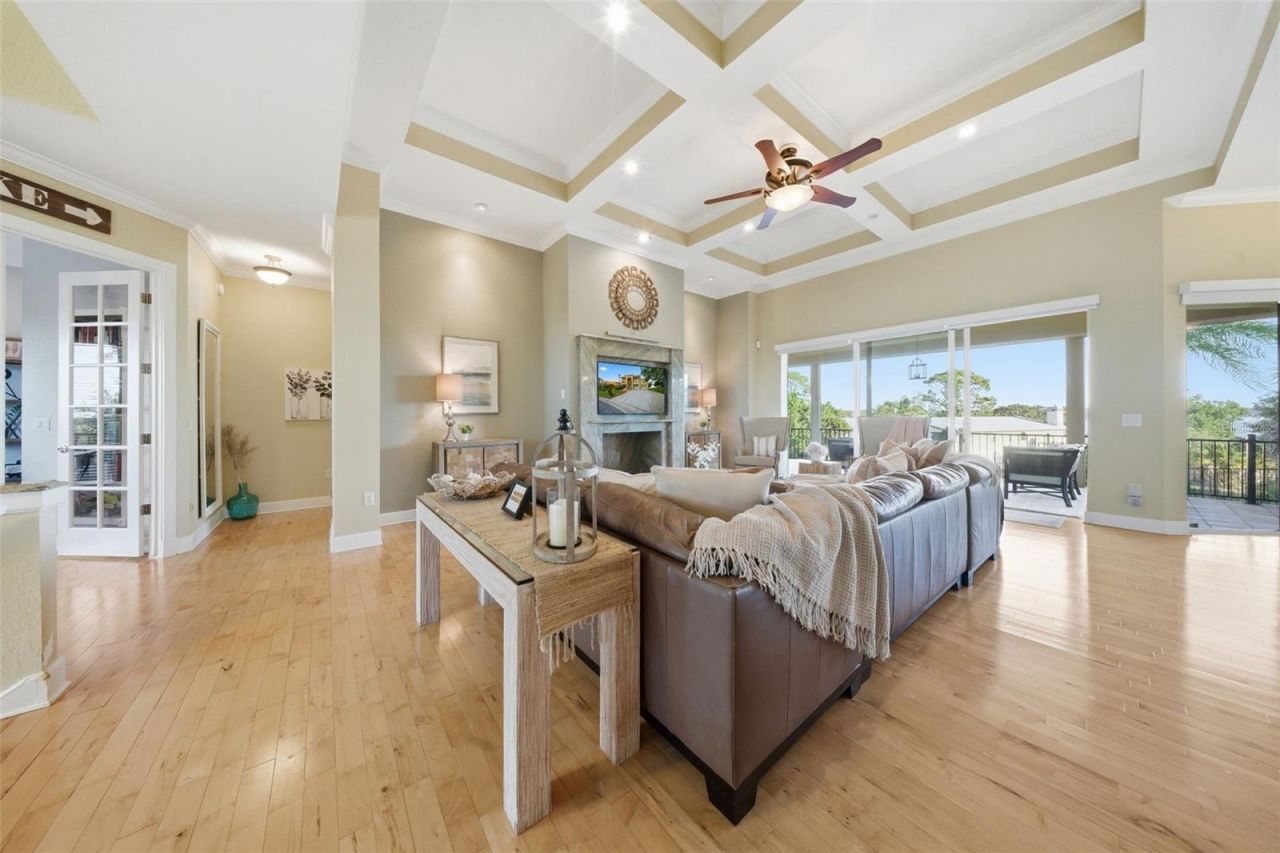 122 Waterberry Drive, Tarpon Springs, FL 34688 Photo