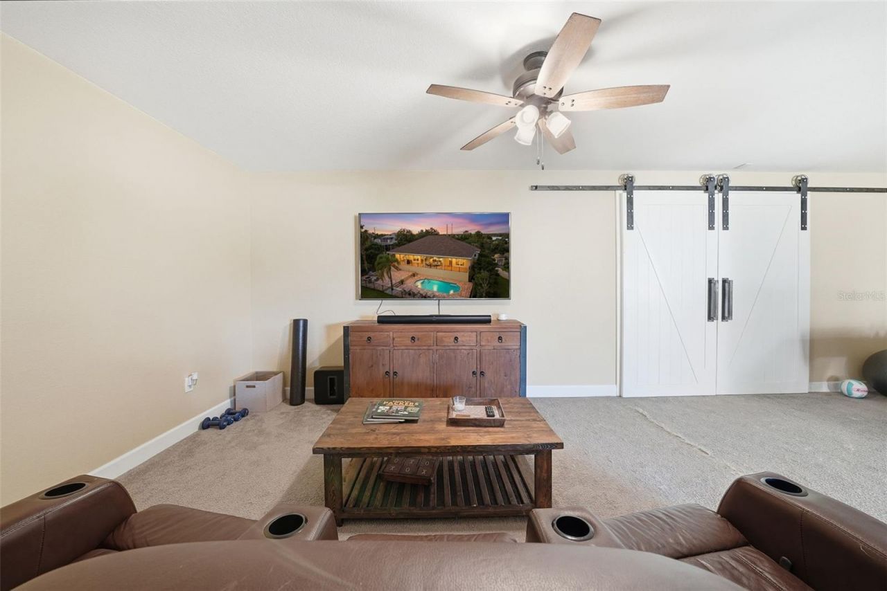 122 Waterberry Drive, Tarpon Springs, FL 34688 Photo