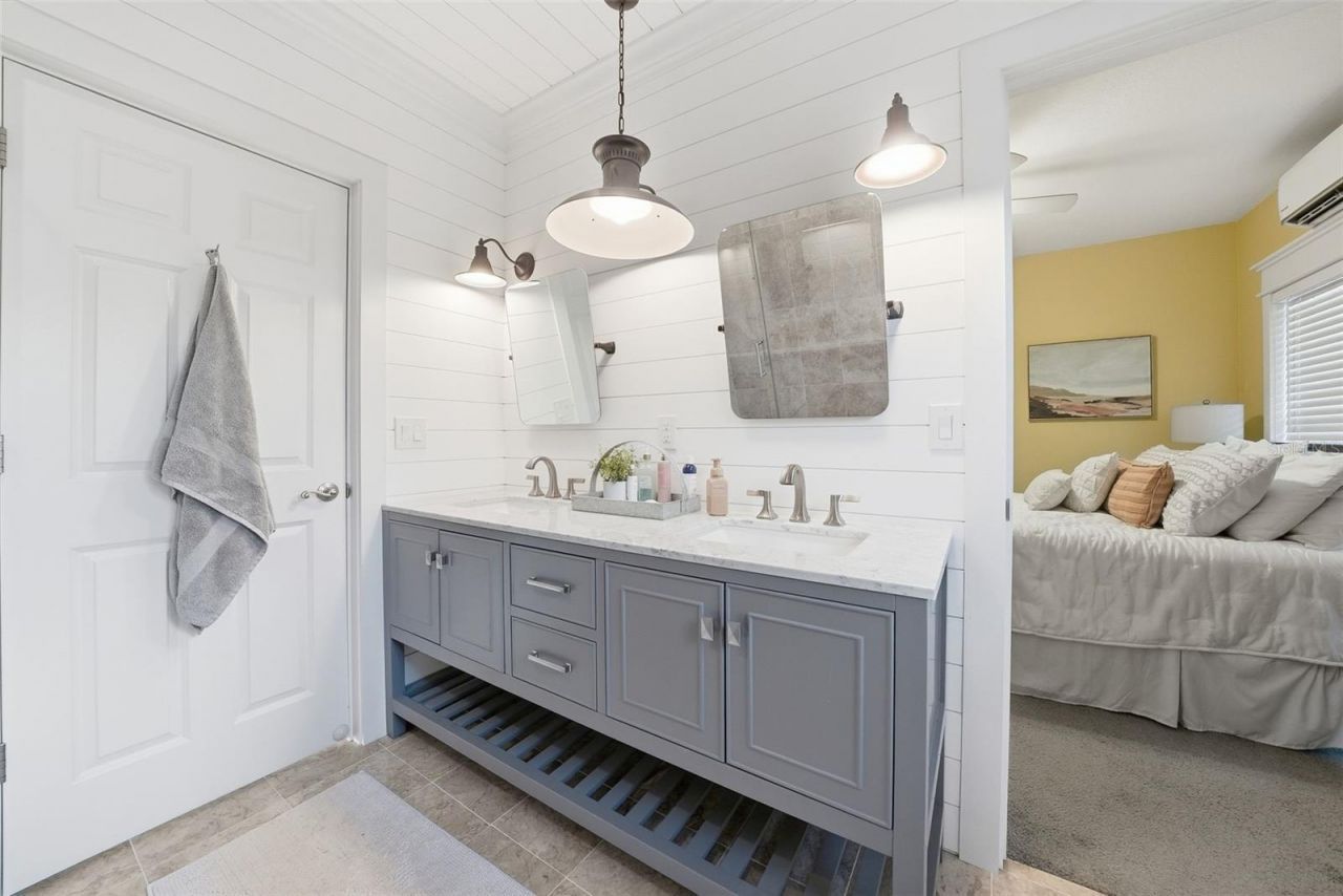 122 Waterberry Drive, Tarpon Springs, FL 34688 Photo