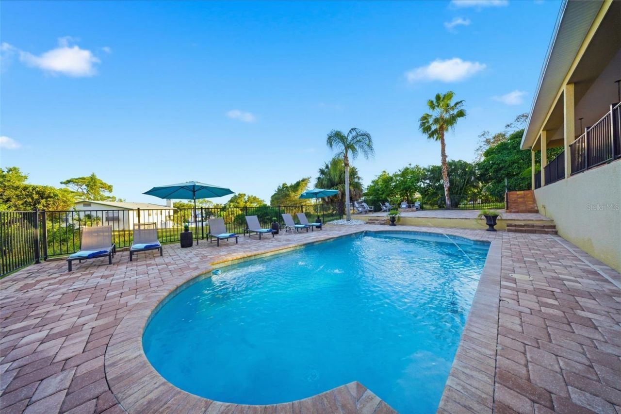 122 Waterberry Drive, Tarpon Springs, FL 34688 Photo