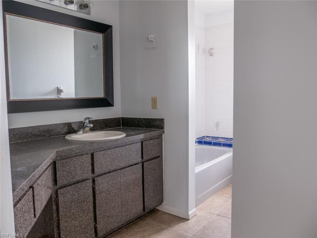 19029 / 19031 Holly Rd, Fort Myers, FL 33967 Photo