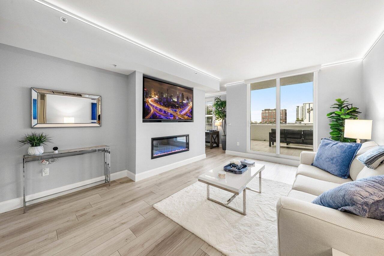 255 Evernia Street, Unit 1115, West Palm Beach, FL 33401 Photo