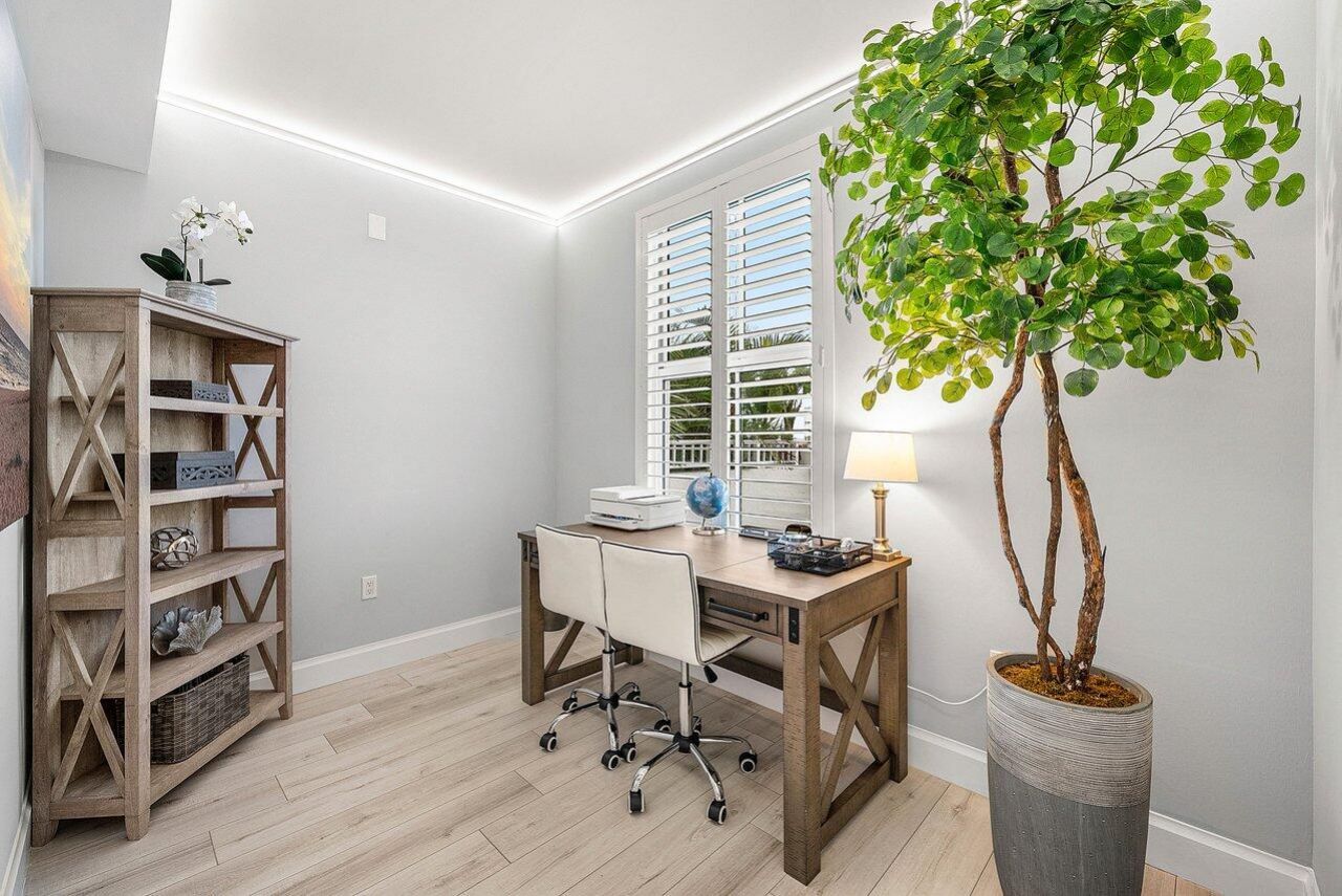 255 Evernia Street, Unit 1115, West Palm Beach, FL 33401 Photo