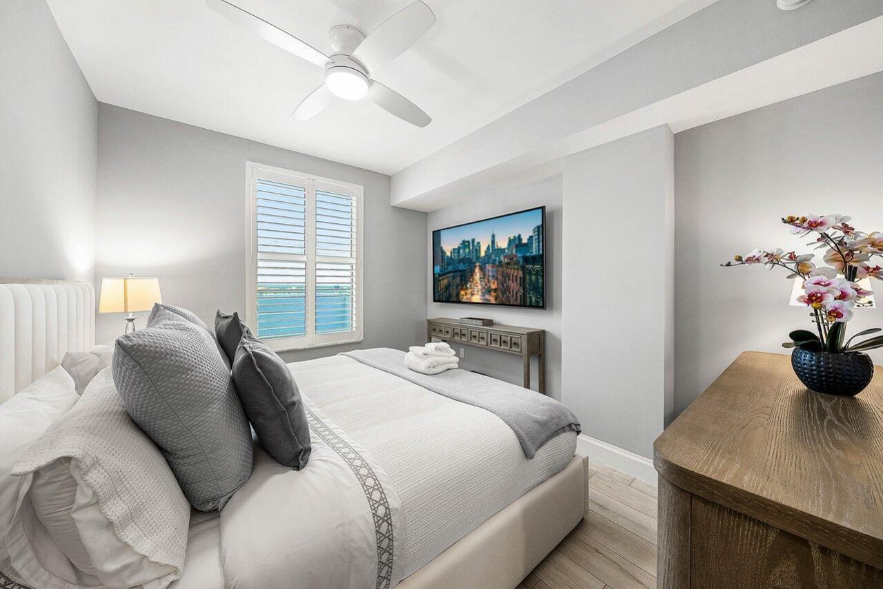 255 Evernia Street, Unit 1115, West Palm Beach, FL 33401 Photo