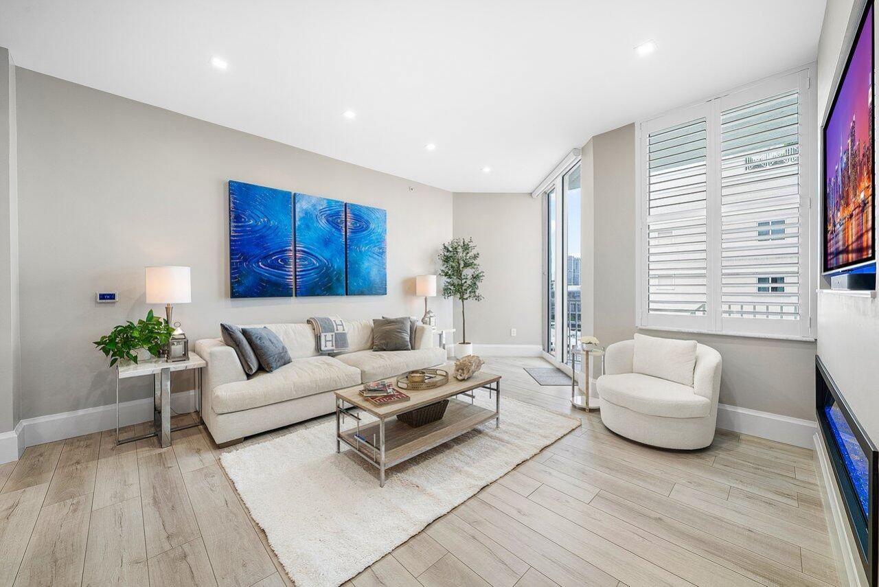 255 Evernia Street, Unit 1502, West Palm Beach, FL 33401 Photo