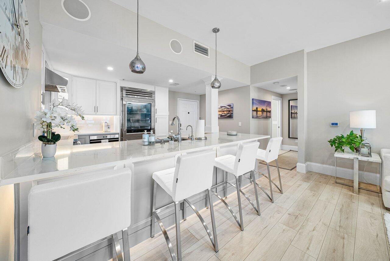 255 Evernia Street, Unit 1502, West Palm Beach, FL 33401 Photo